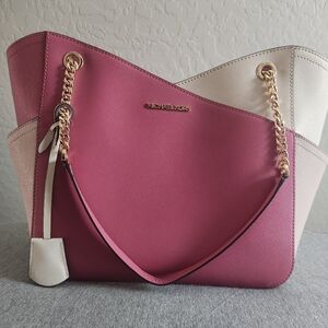 MK jet set Pink large